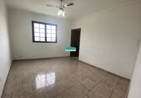 Foto 1 de Sobrado com 4 Quartos à venda, 290m² em Ayrosa, Osasco