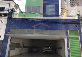 Foto 1 de Sobrado com 6 Quartos à venda, 472m² em Santana, São Paulo
