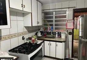Foto 1 de Sobrado com 2 Quartos à venda, 77m² em Vila Babilônia, São Paulo