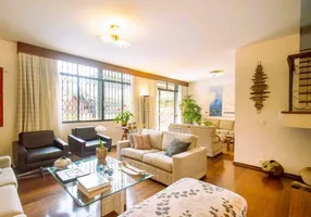 Foto 1 de Casa com 3 Quartos à venda, 250m² em Vila Inah, São Paulo
