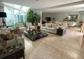 Foto 1 de Casa com 5 Quartos à venda, 556m² em Alphaville, Salvador