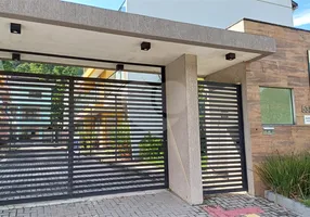 Foto 1 de Casa de Condomínio com 3 Quartos à venda, 111m² em Serra Grande, Niterói