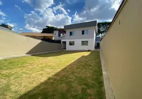 Foto 1 de Casa com 3 Quartos à venda, 220m² em Rio Branco, Belo Horizonte