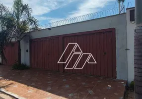 Foto 1 de Casa com 3 Quartos para alugar, 250m² em Polon, Marília