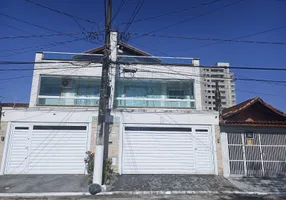 Foto 1 de Sobrado com 4 Quartos à venda, 250m² em Vila Caicara, Praia Grande