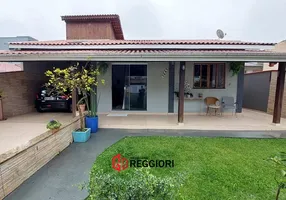 Foto 1 de Casa com 3 Quartos à venda, 148m² em Santa Regina II, Camboriú