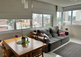 Foto 1 de Apartamento com 3 Quartos à venda, 68m² em Petrópolis, Porto Alegre