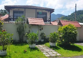 Foto 1 de Casa com 5 Quartos para venda ou aluguel, 600m² em Anil, Rio de Janeiro