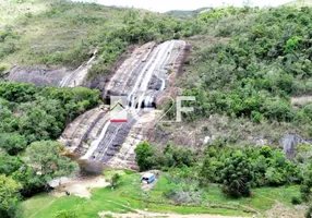 Foto 1 de Fazenda/Sítio com 3 Quartos à venda, 853838m² em , Carvalhos