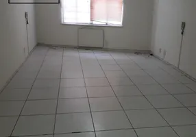 Foto 1 de Sala Comercial para venda ou aluguel, 30m² em Cacuia, Rio de Janeiro