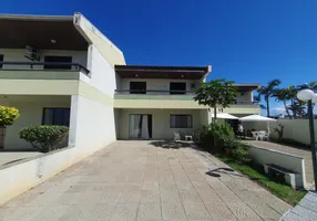 Foto 1 de Casa de Condomínio com 4 Quartos à venda, 159m² em Maresia, Itapoá