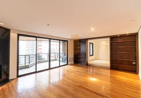 Foto 1 de Apartamento com 4 Quartos para alugar, 240m² em Higienópolis, São Paulo