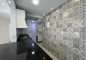 Foto 1 de Apartamento com 2 Quartos à venda, 69m² em Madalena, Recife