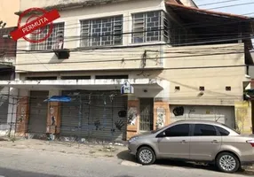 Foto 1 de Sobrado com 3 Quartos à venda, 200m² em Alcântara, São Gonçalo