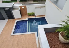 Foto 1 de Casa com 3 Quartos à venda, 370m² em Recreio Dos Bandeirantes, Rio de Janeiro