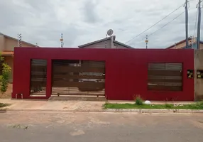 Foto 1 de Casa com 2 Quartos à venda, 105m² em Petrópolis, Várzea Grande