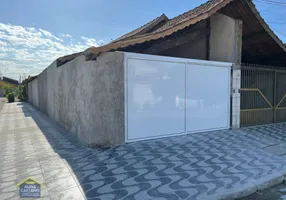 Foto 1 de Casa com 2 Quartos à venda, 75m² em Vila Assunção, Praia Grande