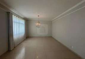 Foto 1 de Casa de Condomínio com 5 Quartos para alugar, 300m² em Nova Uberlandia, Uberlândia