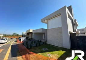Foto 1 de Casa de Condomínio com 4 Quartos para alugar, 245m² em Residencial Goiânia Golfe Clube, Goiânia