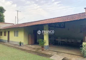 Foto 1 de Fazenda/Sítio com 1 Quarto à venda, 118m² em Barreiro Rural, Taubaté