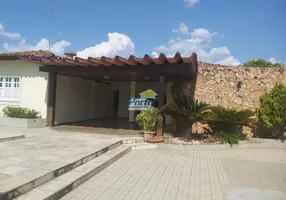 Foto 1 de Casa com 4 Quartos à venda, 200m² em Ininga, Teresina