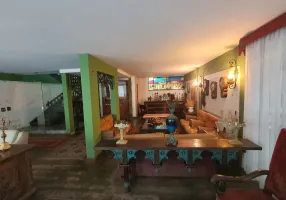 Foto 1 de Casa com 3 Quartos à venda, 350m² em Sion, Belo Horizonte