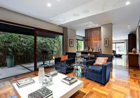 Foto 1 de Casa com 4 Quartos para venda ou aluguel, 373m² em Alto de Pinheiros, São Paulo