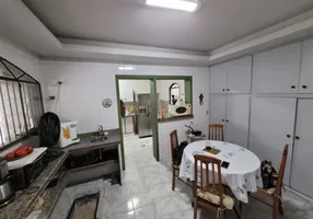 Foto 1 de Casa com 4 Quartos para alugar, 266m² em Pechincha, Rio de Janeiro