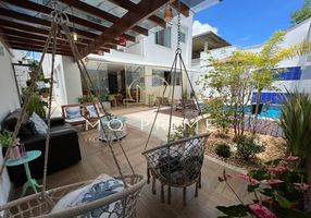 Foto 1 de Casa de Condomínio com 5 Quartos à venda, 330m² em Estância Silveira, Contagem
