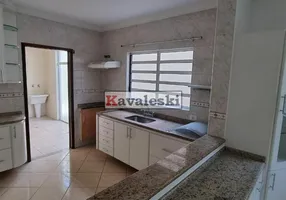 Foto 1 de Sobrado com 3 Quartos para alugar, 200m² em Vila Nair, São Paulo