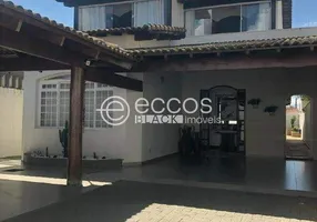 Foto 1 de Casa com 3 Quartos à venda, 580m² em Saraiva, Uberlândia