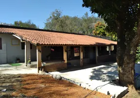 Foto 1 de Fazenda/Sítio com 2 Quartos à venda, 1800m² em Cajurú, São José dos Campos