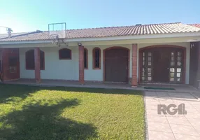 Foto 1 de Casa com 3 Quartos à venda, 137m² em Centro, Capão da Canoa