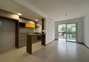 Foto 1 de Apartamento com 2 Quartos para alugar, 83m² em Abraão, Florianópolis