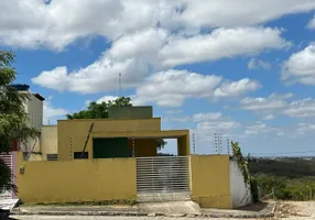 Foto 1 de Casa com 3 Quartos à venda, 55m² em Centro, Solânea