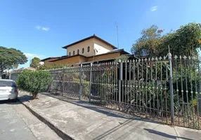 Foto 1 de Casa com 3 Quartos à venda, 302m² em Inconfidentes, Contagem