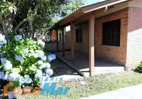 Foto 1 de Sobrado com 5 Quartos à venda, 180m² em Barra, Tramandaí