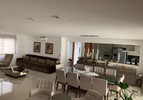 Foto 1 de Apartamento com 3 Quartos à venda, 331m² em Bosque da Saúde, São Paulo