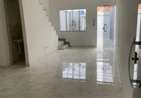 Foto 1 de Casa com 3 Quartos para venda ou aluguel, 90m² em Itapuã, Salvador