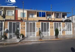 Foto 1 de Casa com 2 Quartos à venda, 70m² em Centro, Camboriú