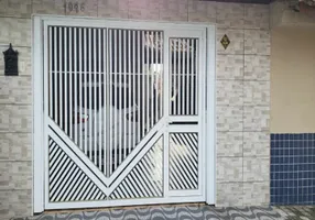 Foto 1 de Casa com 2 Quartos à venda, 109m² em Agenor de Campos, Mongaguá