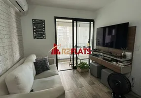 Foto 1 de Flat com 1 Quarto à venda, 38m² em Campo Belo, São Paulo