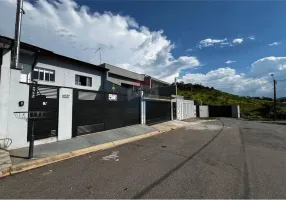 Foto 1 de Casa com 2 Quartos à venda, 68m² em Residencial Quinta dos Vinhedos, Bragança Paulista