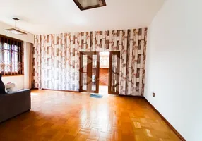 Foto 1 de Casa com 3 Quartos para alugar, 208m² em São João, Porto Alegre