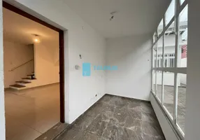 Foto 1 de Casa com 4 Quartos para venda ou aluguel, 240m² em Campo Belo, São Paulo