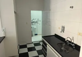 Foto 1 de Apartamento com 2 Quartos para alugar, 50m² em Campestre, Santo André