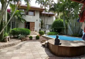 Foto 1 de Casa com 3 Quartos à venda, 250m² em Vila Assunção, Porto Alegre