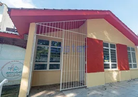 Foto 1 de Casa com 3 Quartos para venda ou aluguel, 160m² em Vila Ipiranga, Porto Alegre