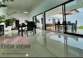 Foto 1 de Casa com 3 Quartos à venda, 260m² em Condominio Residencial Colonial Village II, Pindamonhangaba