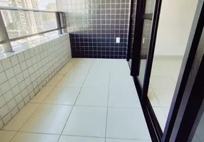 Foto 1 de Apartamento com 2 Quartos para alugar, 70m² em Pina, Recife